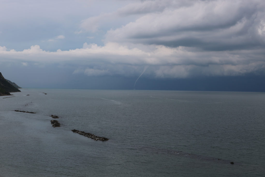 Seconda tromba d'aria in Baia Flaminia il 25 giugno 2018