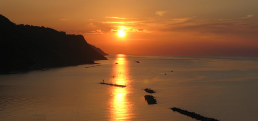 Magnifico tramonto sul mare da Baia Flaminia